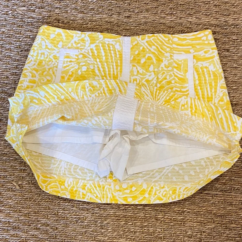 Lilly Pulitzer Yellow Skort - Picture 4 of 6